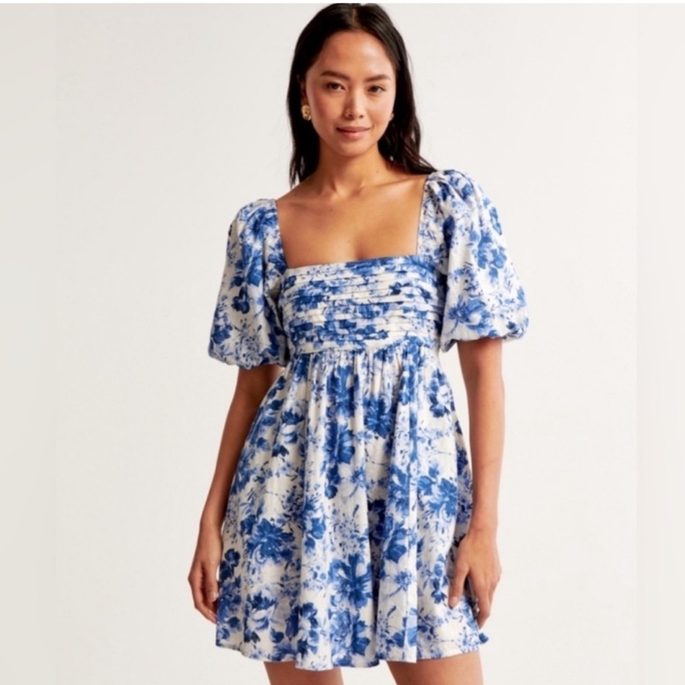 Abercrombie & Fitch Blue and White Floral Puff Sleeve Dress